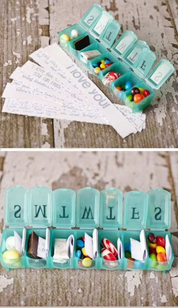 23-romantic-diy-anniversary-gifts-for-him-2541743-weddbook