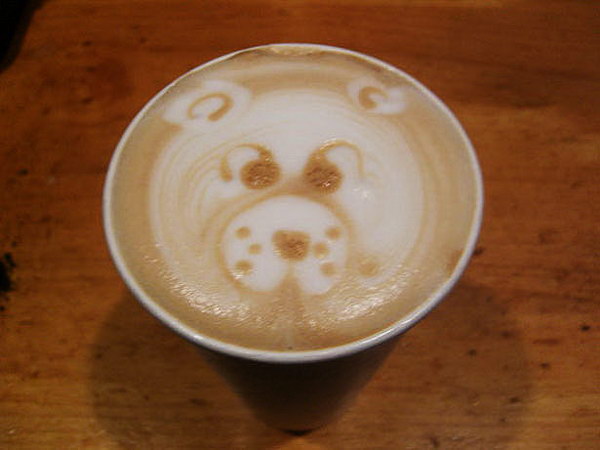 bear coffee art 6