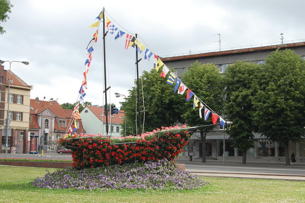 flower ship decoration idea 7 