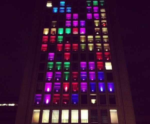 4 campus buildings playable tetris game