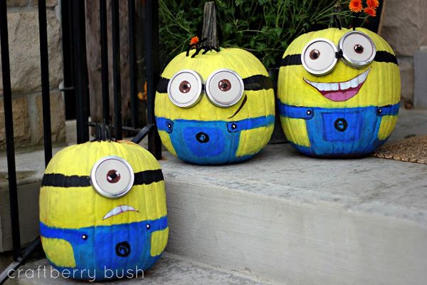 easy minion pumpkin carving