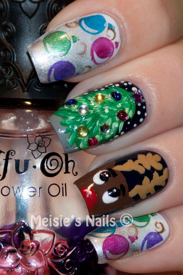Cool Christmas Nail Designs. Decorate your nails in the spirit of Christmas.