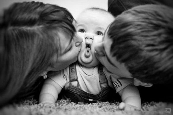 20-fun-and-creative-family-photo-ideas-2017