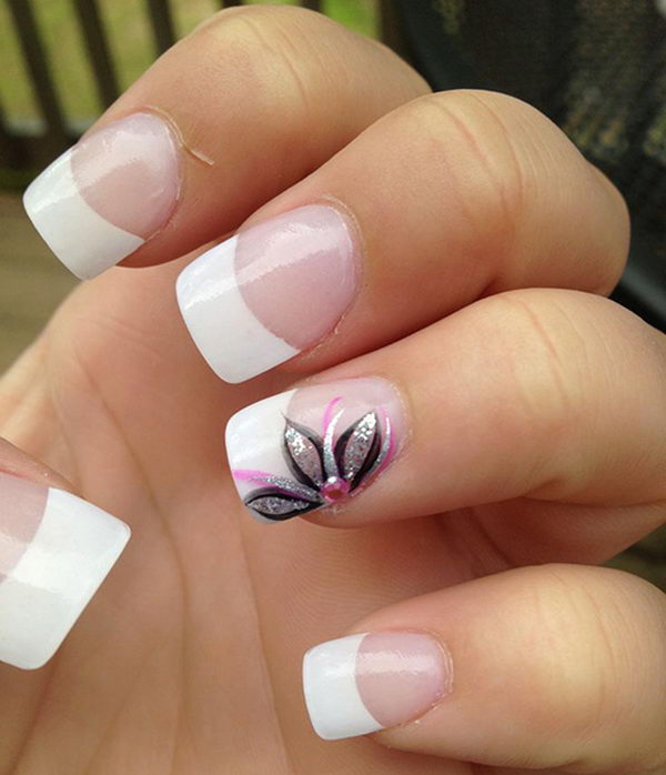 Pretty Flower Nail Art. These flower designs are so cute and make a regular manicure look like a piece of artwork. 