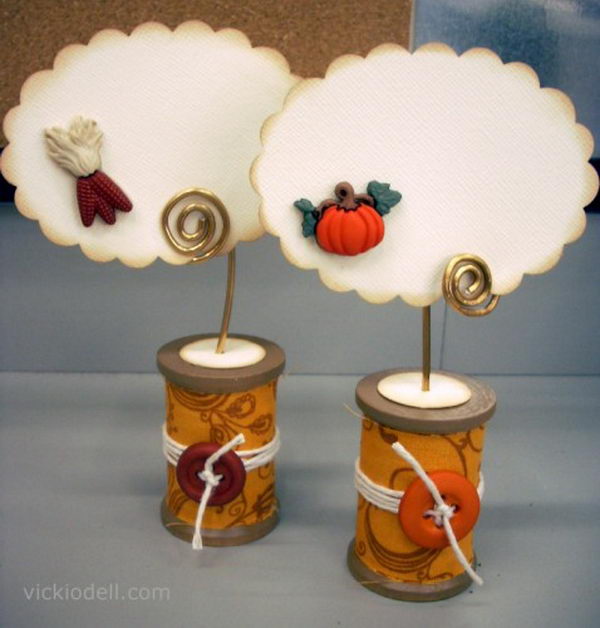 Fun and Creative Thanksgiving Place Cards. Decorate your tables and offer a small, but effective, way to add an air of festivity.