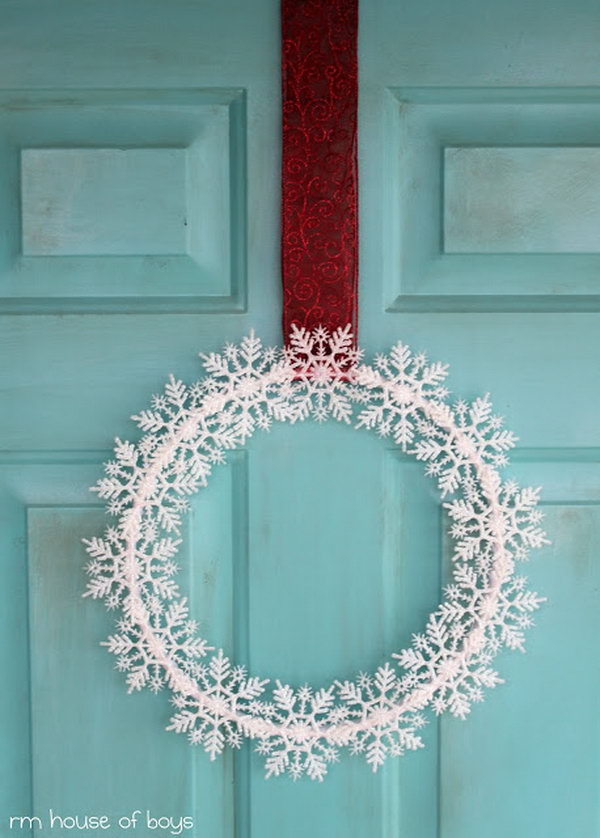 Snowflakes Wreath. 