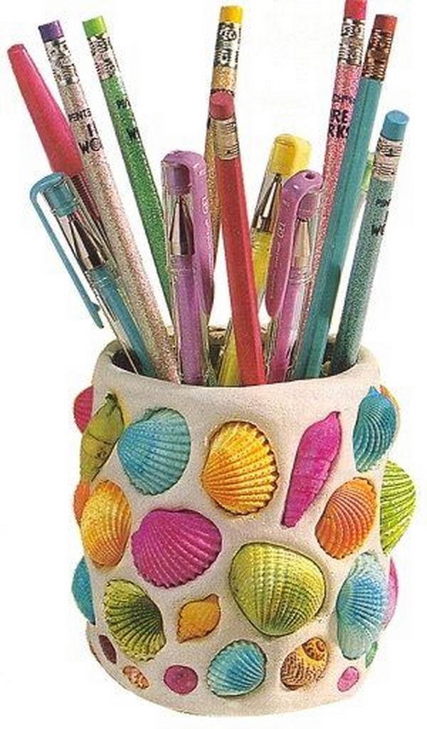 Seashells are a fun and inexpensive way to add color and texture to your decor. They can be easily turned into jewelries, candle holders, picture frames, chimes and lamps.