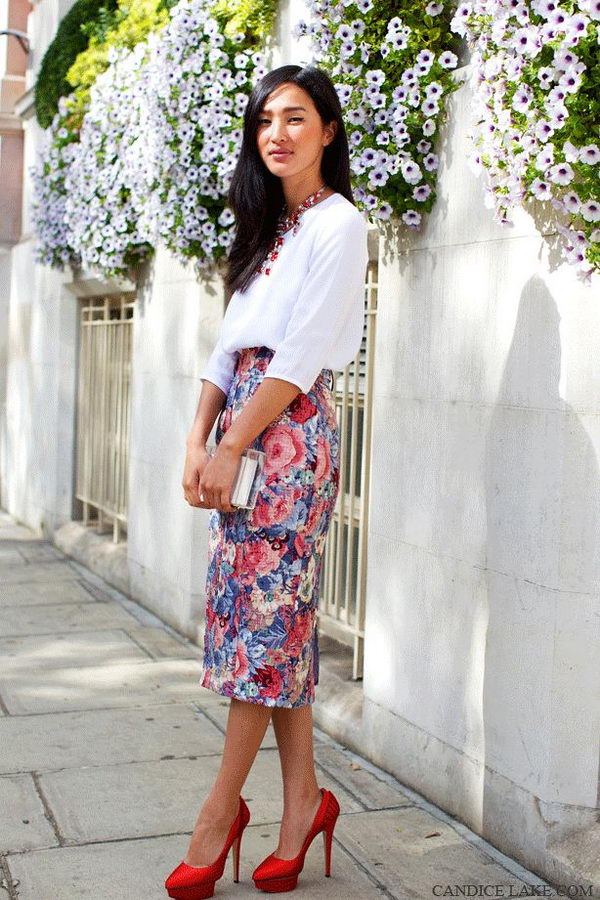 Stylish Pencil Skirt Idea. Shows the legs which keep it decidedly feminine. With a tucked in shirt or belted jacket, the pencil skirt gives you a long, lean line.