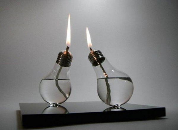 Creative Light Bulb DIY Idea. Instead of just throwing them away, repurpose them as some creative things. 