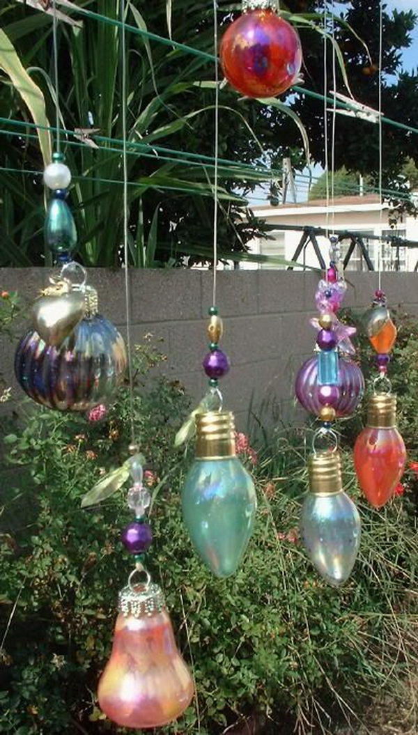 Creative Light Bulb DIY Idea. Instead of just throwing them away, repurpose them as some creative things. 