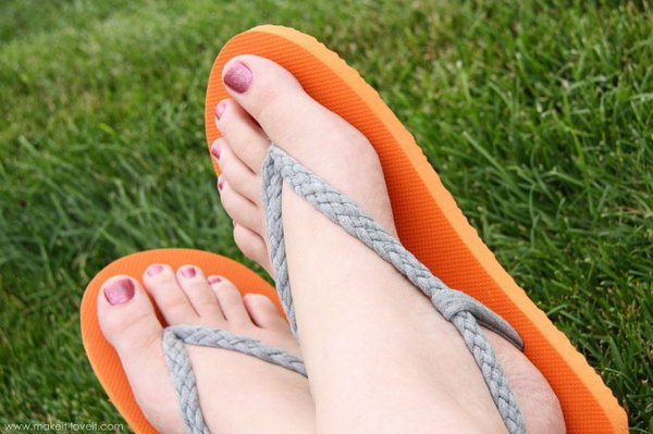 DIY Flip flops from Old T shirt. This cool flip flop is made from the old T shirt and the broken and old flip flop. It works great during the approaching summer. Do you want to create one for yourself or your family member? Here's the tutorial for your reference.