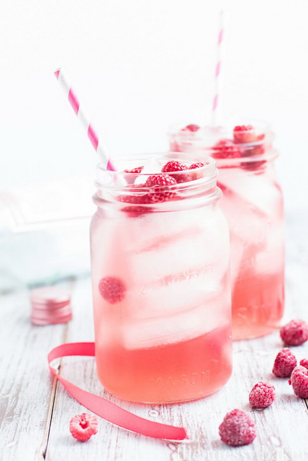 Raspberry Moscato Sangria Cocktail 