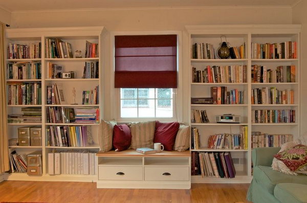 Built in Bookshelves with Window seat. Adoro este design inteligente. Proporciona-nos mais confortáveis com os assentos de janela sozinhos com a estante. Receba as instruções