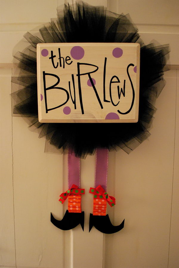 Simple Witch Wreath .