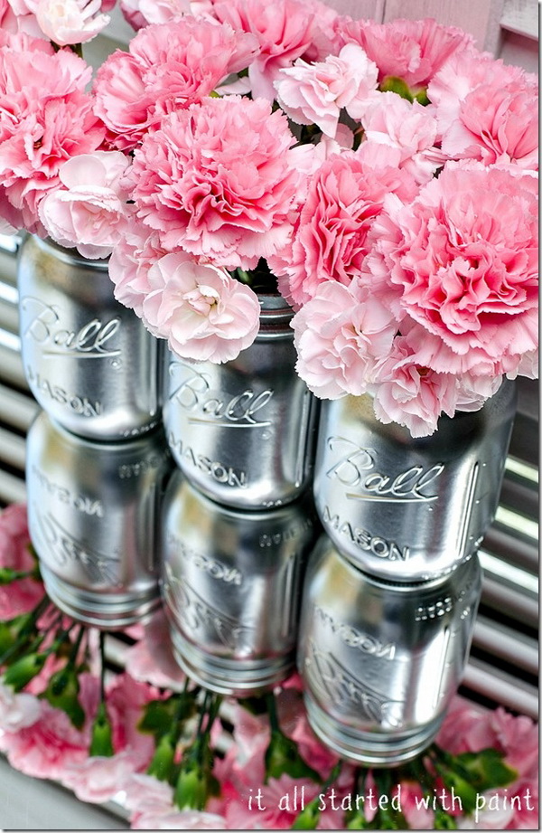 DIY Metallic Look Mason Jars.