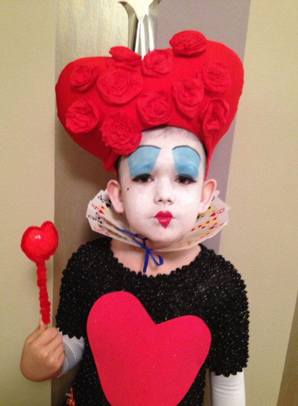 25 Queen Of Hearts Costume Ideas And Diy Tutorials 17