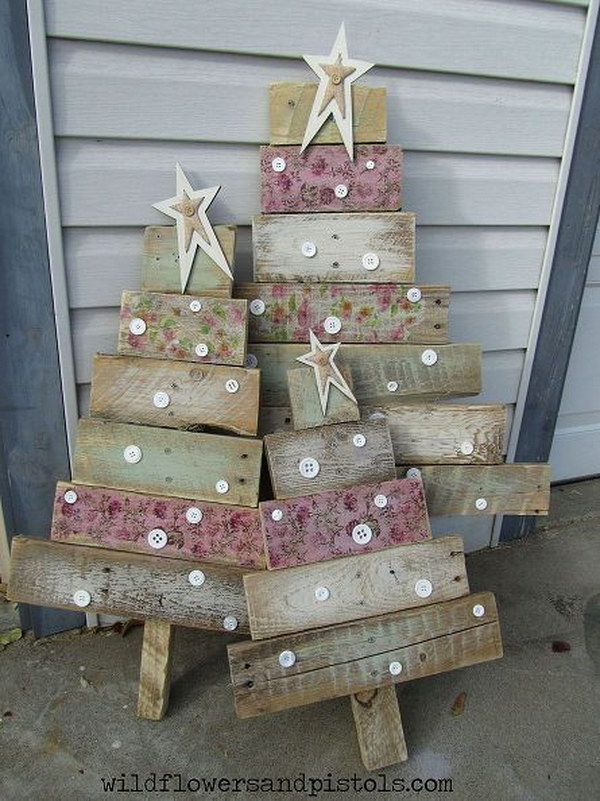 Pallet Wood Christmas Trees.