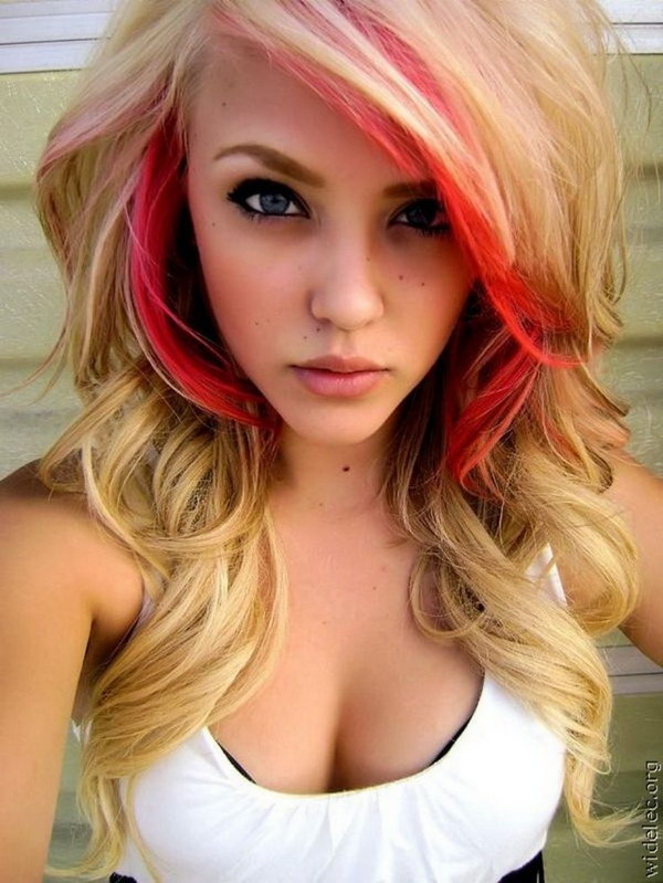 25 Hottest Blonde Hairstyles With Red Highlights 2017