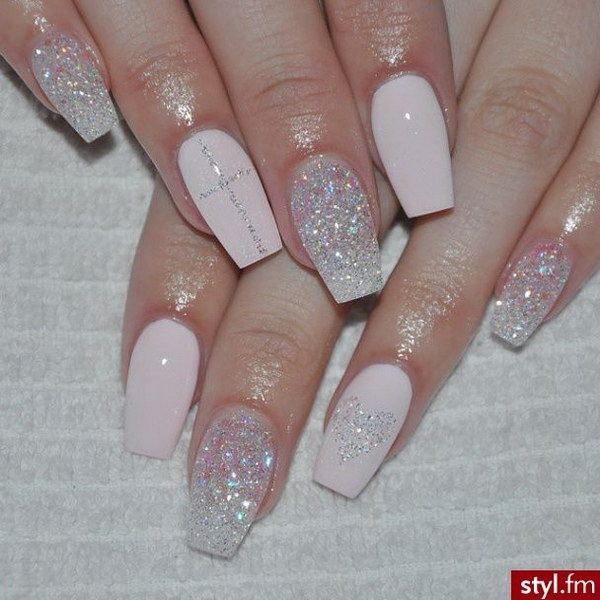 70 Stunning Glitter Nail Designs 17