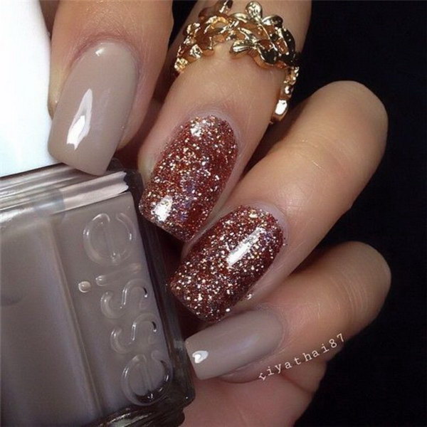 70 Stunning Glitter Nail Designs 17