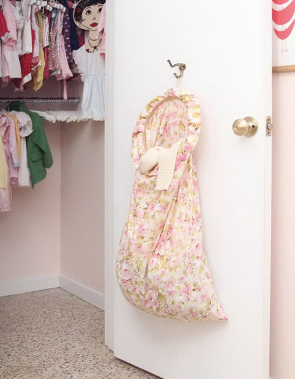 Embroidery Hoop Hamper.