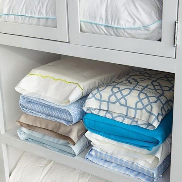How to Organize your Bed Linens.