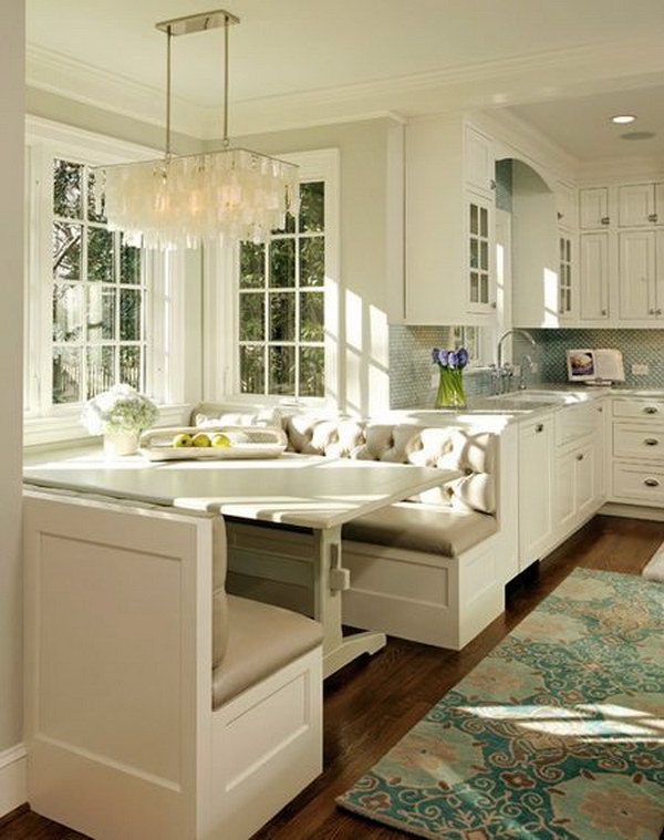Traditional Beige and White Eat in Breakfast Nook.