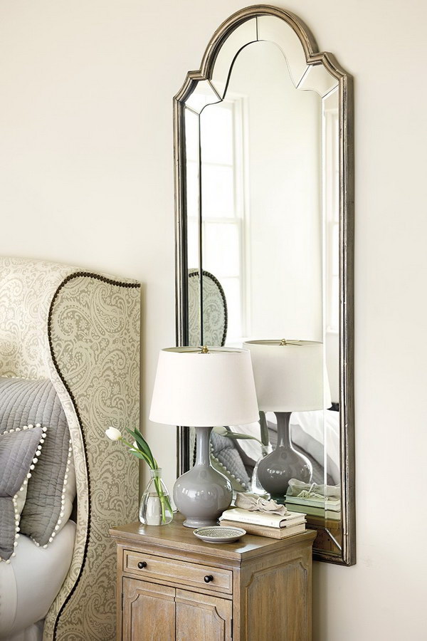 Bella Mirror with Classic Bonnet top Silhouette.