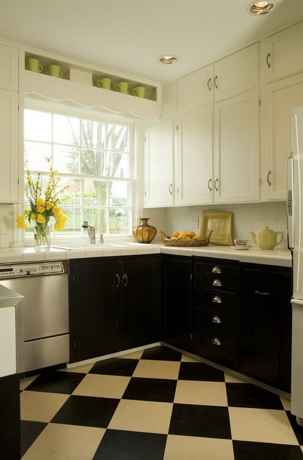 Black and White Kitchen Cabinets.