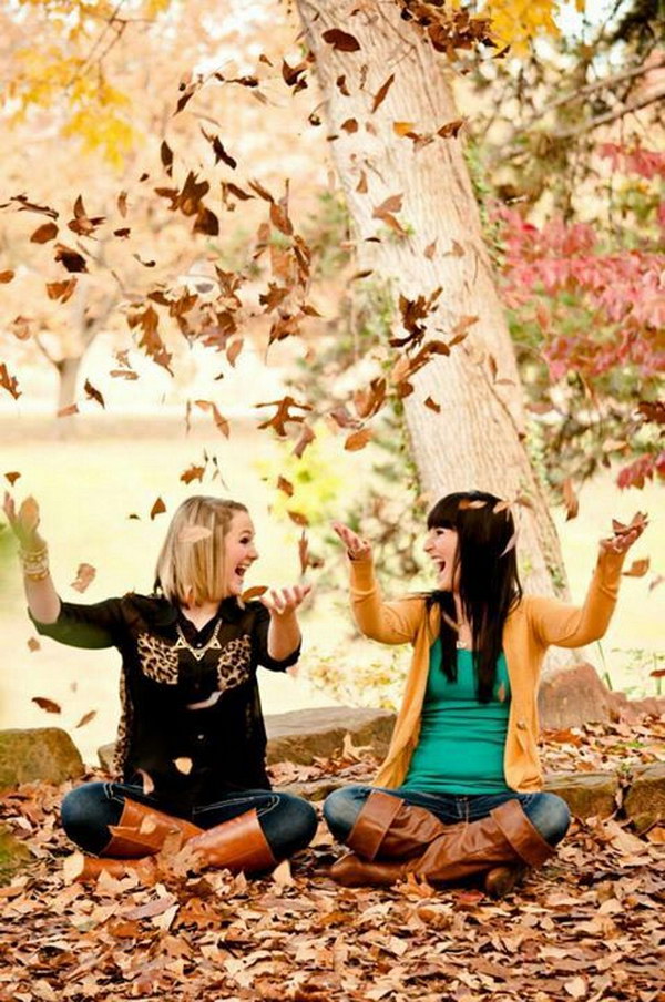 20 Fun and Creative Best Friend Photoshoot  Ideas  2022