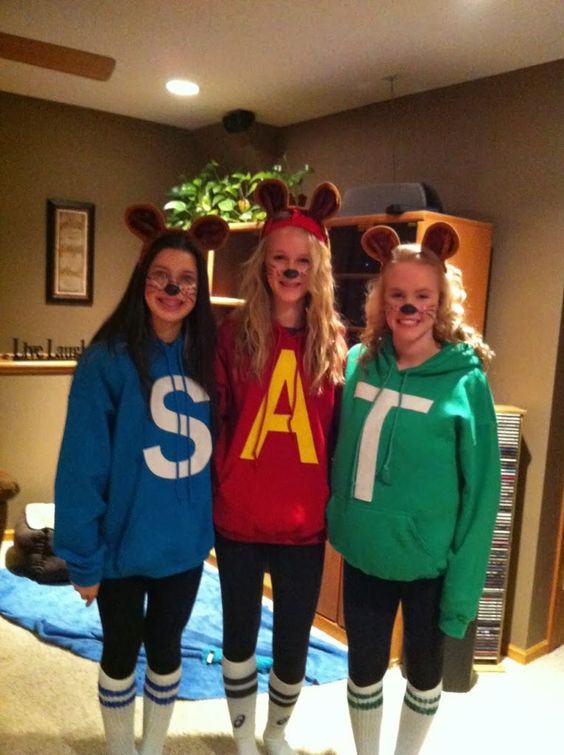 DIY Alvin and the Chipmunks Halloween Costume. 