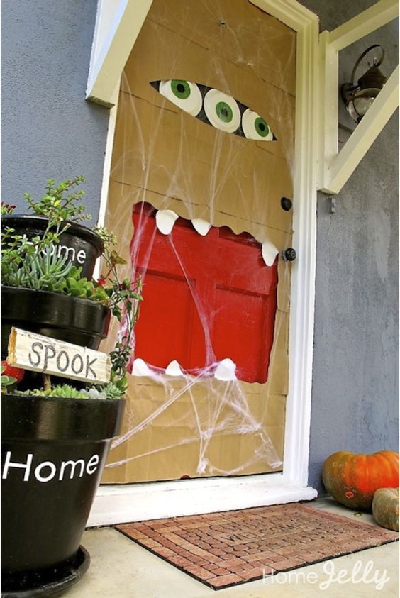 30+ Cute and Fun Halloween Door Decorating Ideas 2017