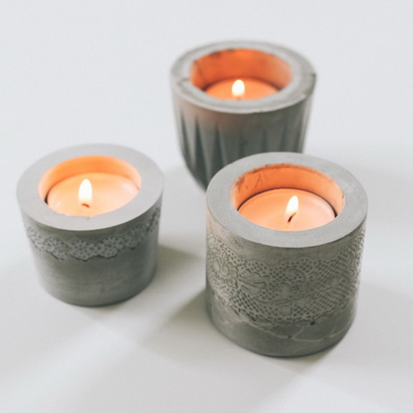 Lace Cement Votives. Check out the steps
