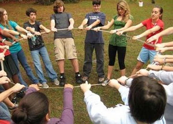 10 fun team building activities 2017