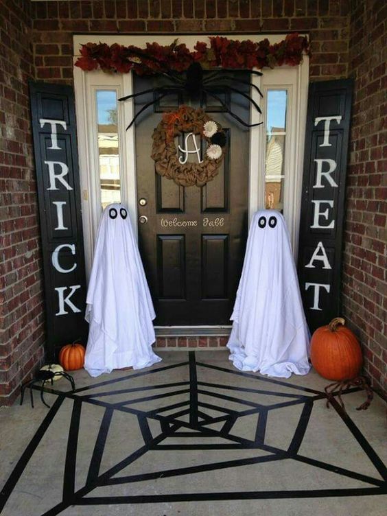 50 Halloween Front Porch Decorations 2017