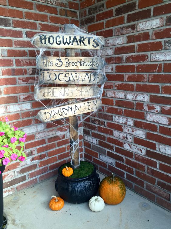 Harry Potter Porch Sign.