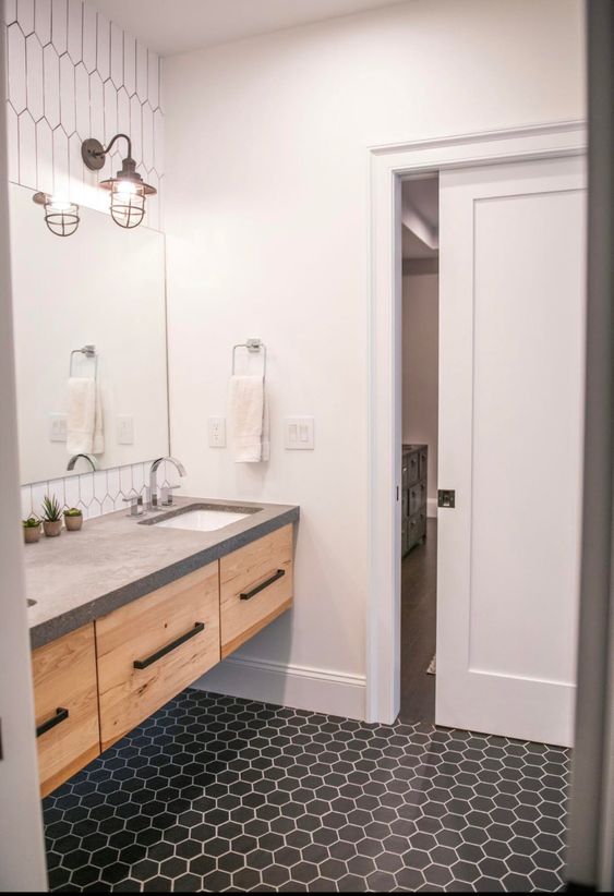 Jack and Jill Bathroom Layout Ideas.