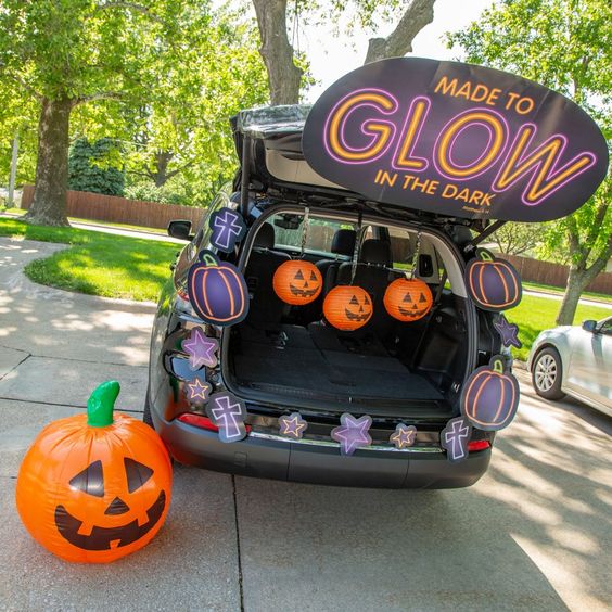 Bone-Chilling Scary Trunk or Treat Ideas For The Ultimate Trick-Or ...