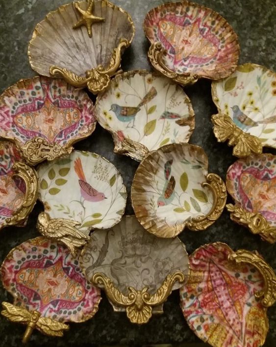 DIY Trinket Trays using IOD Moulds and Transfers.