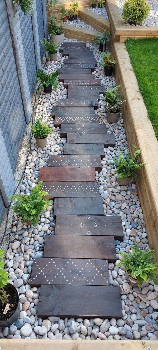Smooth Gravel Path Is Great for Drainage.