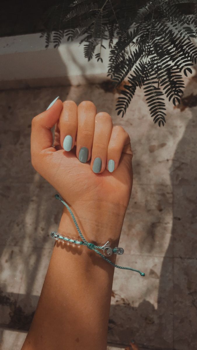 Laurel Green and Grey Nails.