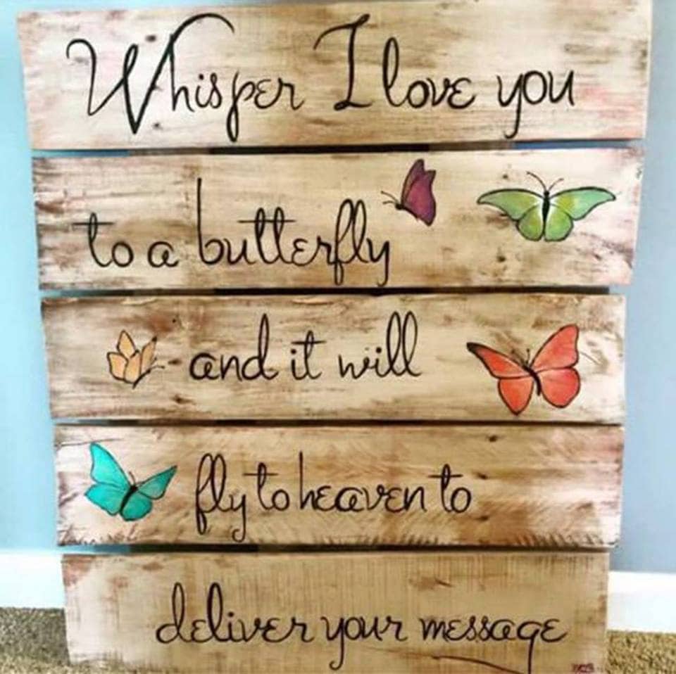 Pallet Wall Hanging Gift for Lovers. 